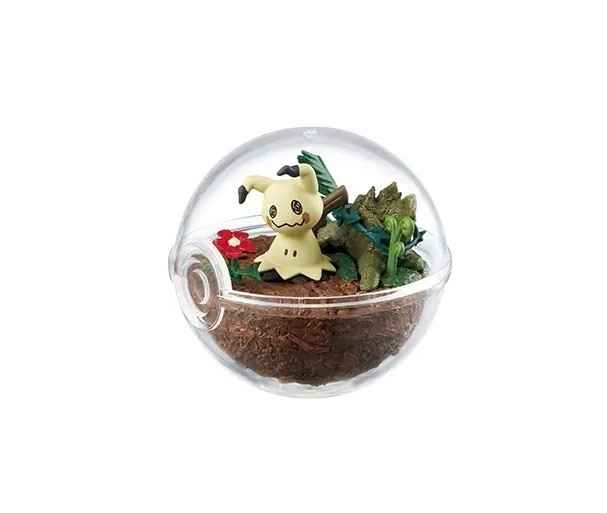 Pokemon Sun & Moon Terrarium Collection EX Alola Region Mimikyu Figure