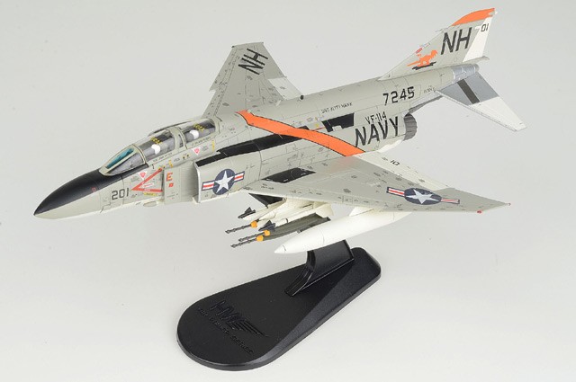 HA19034 Hobby Master F-4J Phantom II 1/72 Model NH201 USN VF-114 Aardvarks HA19034 Hobby Master F-4J Phantom II 1/72 Model NH201 USN VF-114 Aardvarks