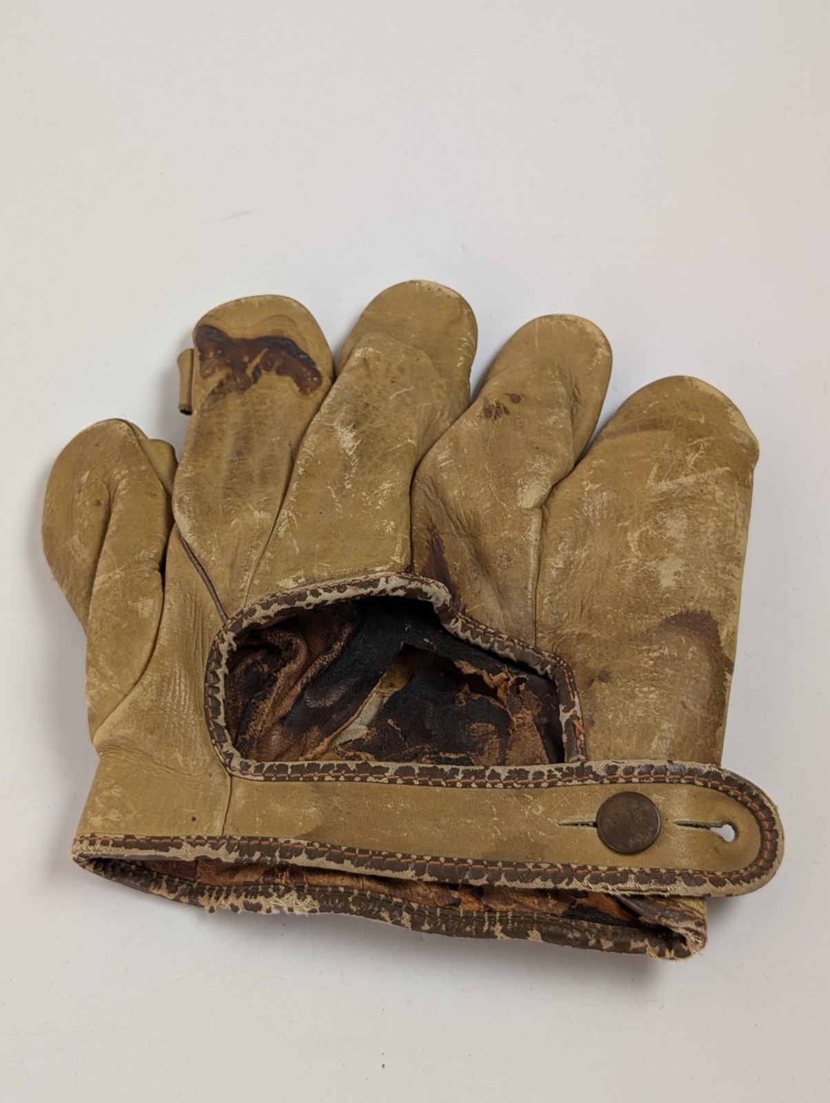 Antique c.1915–1925 Leather Baseball Glove Button Back Early Style Display AS-IS