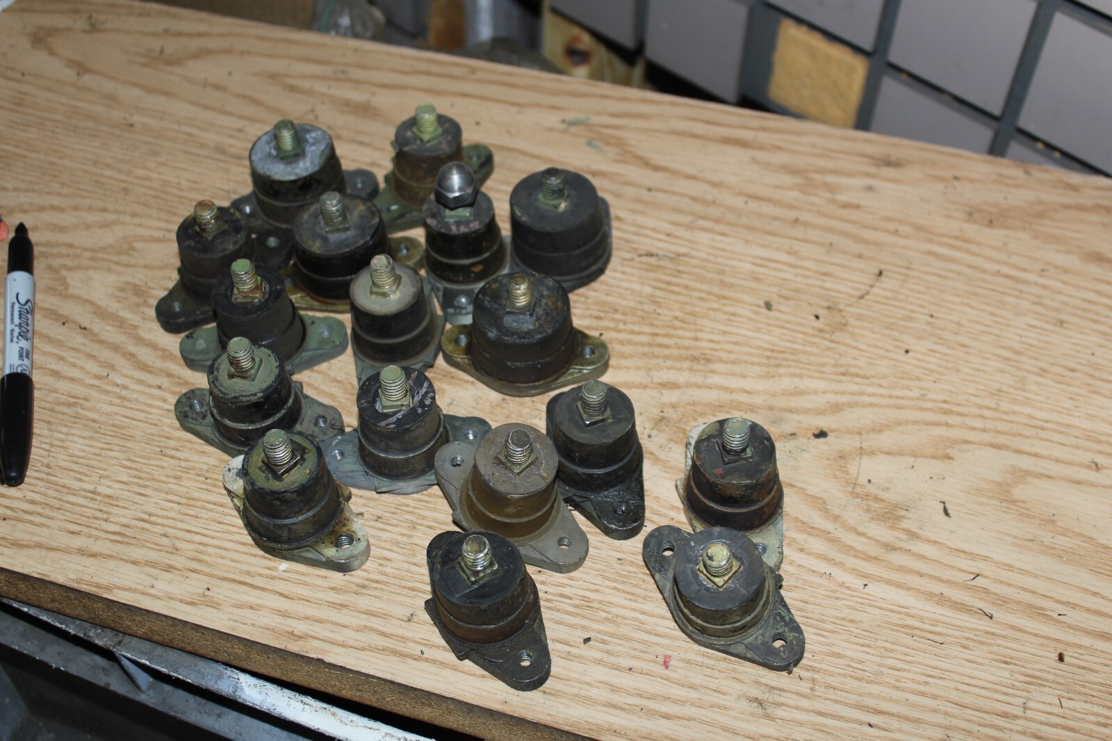 Used Evinrude Johnson Motor Mounts Misc Lot of 17 All good Used Evinrude Johnson Motor Mounts Misc Lot of 17 All good
