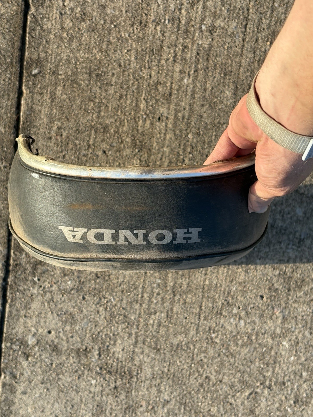 Vintage Honda Motorcycle Seat Black No Tears No Cracks Chrome Vintage Honda Motorcycle Seat Black No Tears No Cracks Chrome