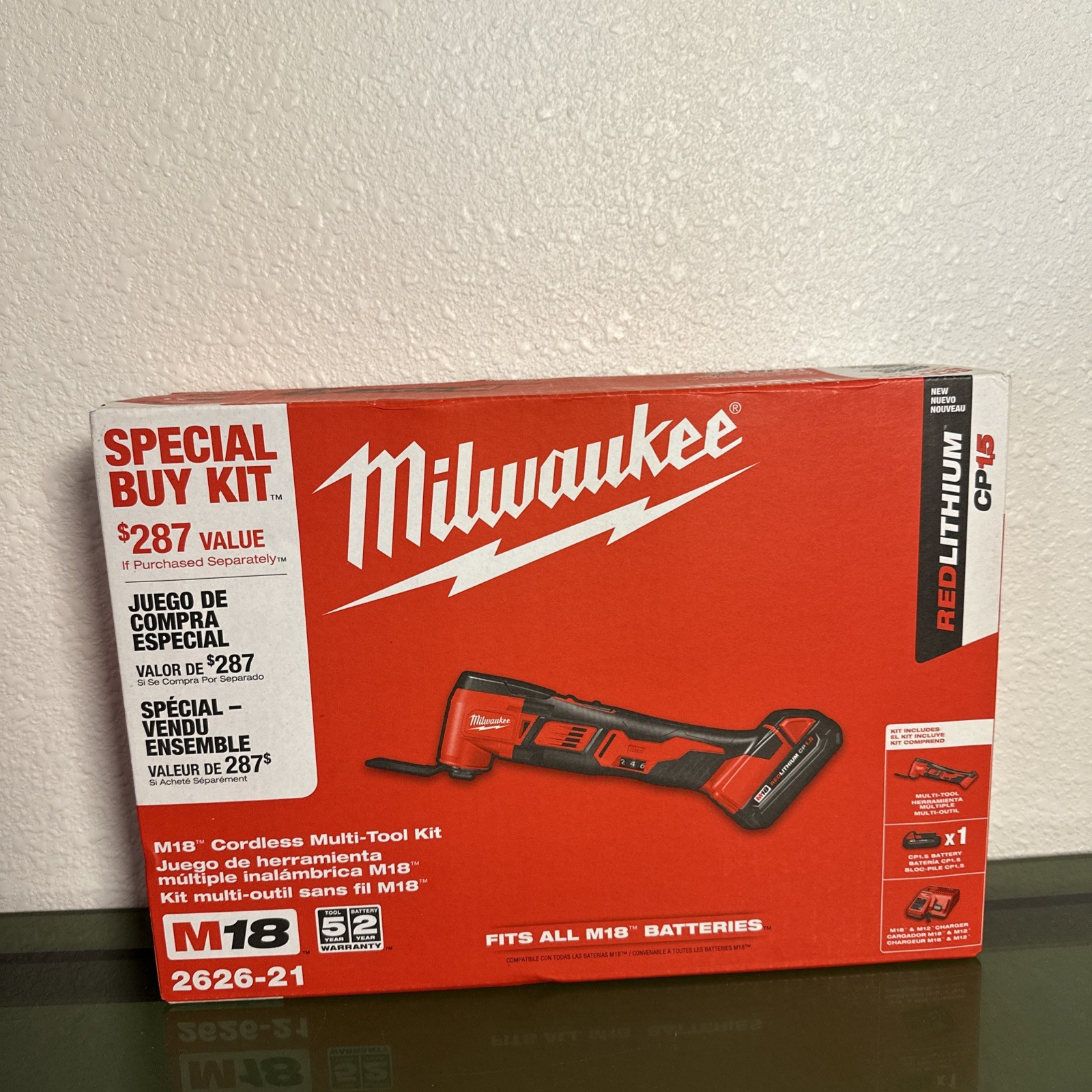 Milwaukee M18 Multi-Tool 2626-21 Kit w/ 2.0 Ah Battery and Charger - Sealed Box Milwaukee M18 Multi-Tool 2626-21 Kit w/ 2.0 Ah Battery and Charger - Sealed Box