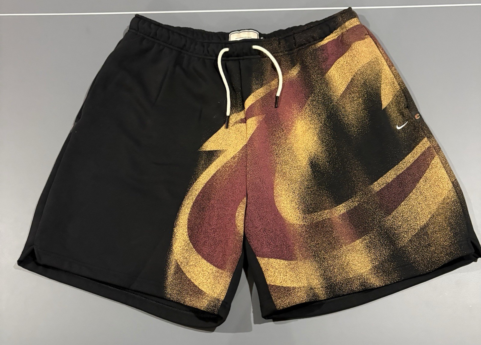 Men's Nike Cleveland Cavaliers 2026 Practice Icon Fleece Shorts Size XL Men's Nike Cleveland Cavaliers 2026 Practice Icon Fleece Shorts Size XL