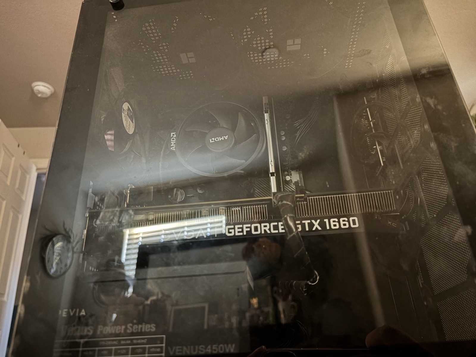 Comes with Keyboard, mouse, and monitor. Get in touch if you’re interested. Comes with Keyboard, mouse, and monitor. Get in touch if you’re interested.