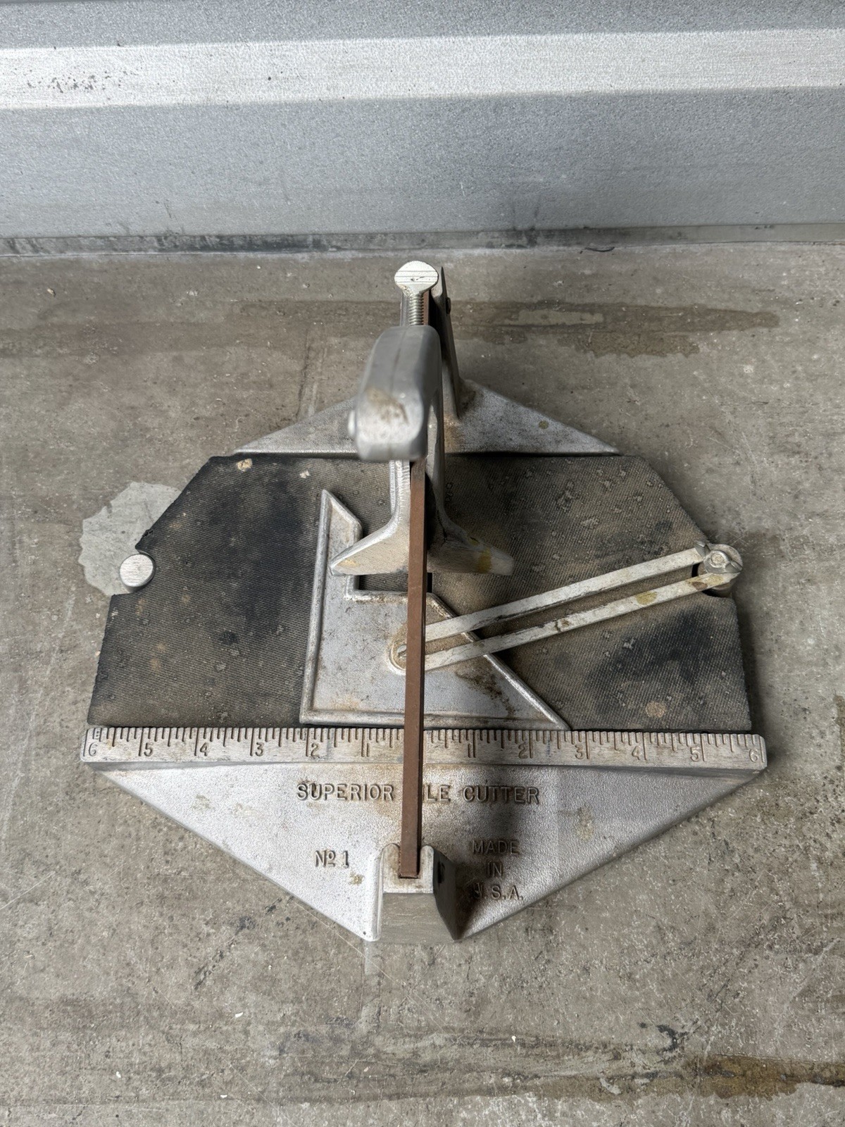 VINTAGE Superior Tile Cutter No. 1 Model