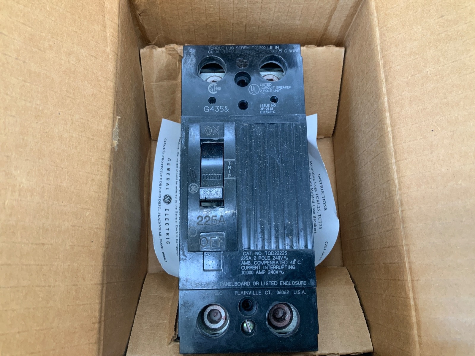GE TQD22225WL Molded Case Circuit Breaker 225a, 240v GE TQD22225WL Molded Case Circuit Breaker 225a, 240v