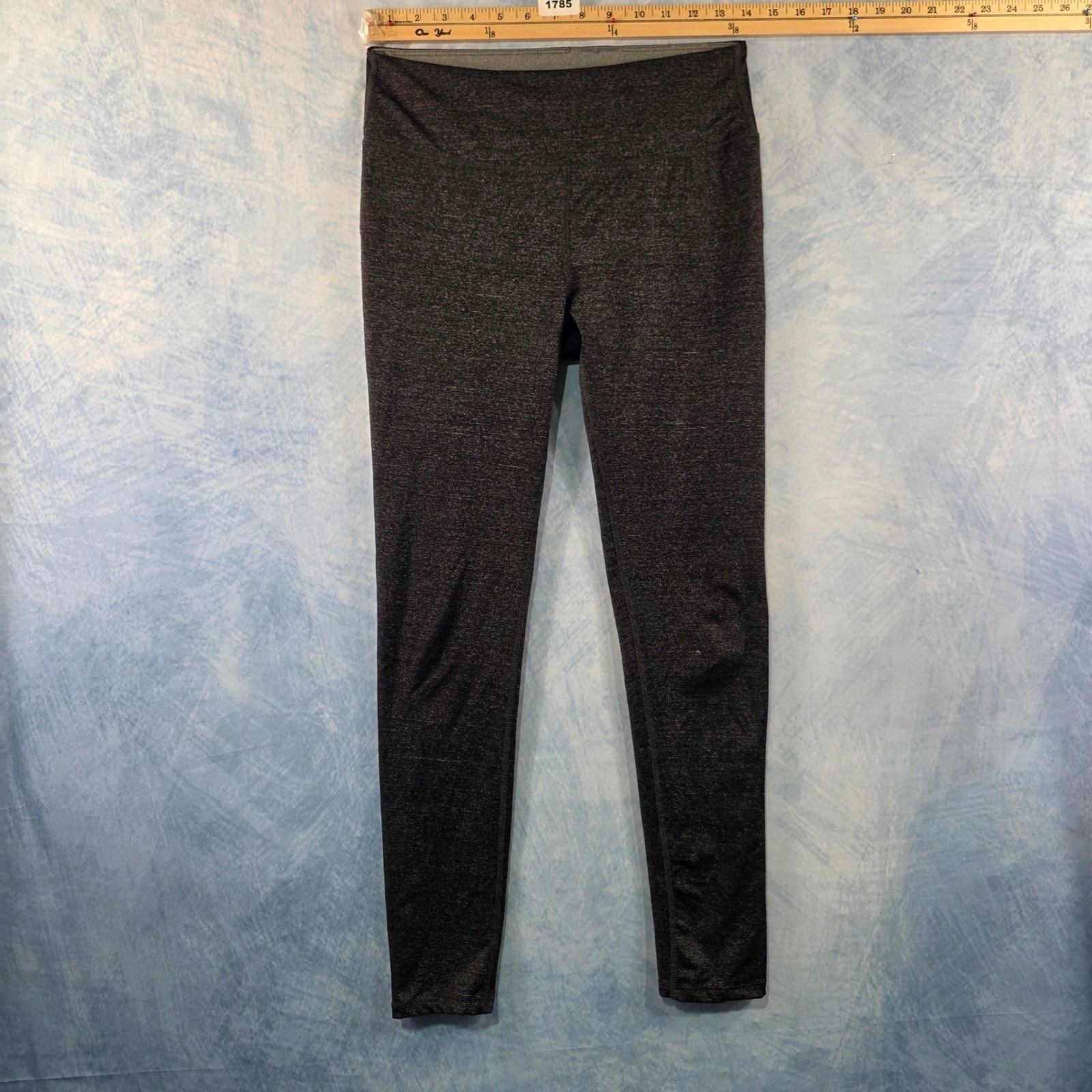 Lululemon Athletica Space Dye Heathered Grey High Rise Leggings Size 4 T3 Lululemon Athletica Space Dye Heathered Grey High Rise Leggings Size 4 T3