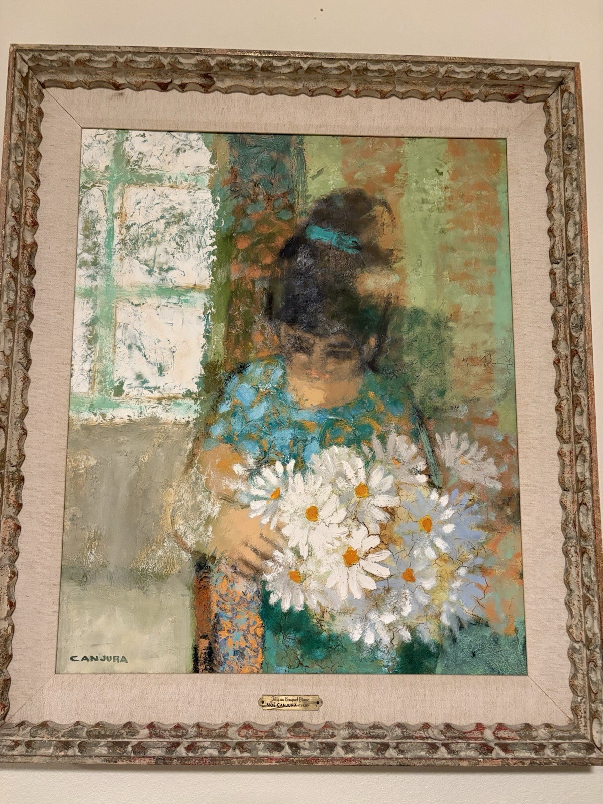 Fille Au Bouquet Blanc