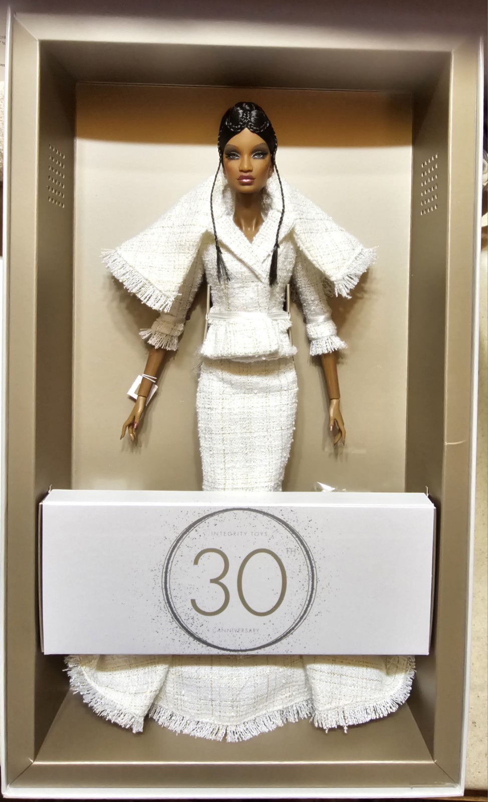 Integrity Toys Mother-of-Pearl Janay Fashion Doll NRFB 30th Anniversary New Integrity Toys Mother-of-Pearl Janay Fashion Doll NRFB 30th Anniversary New