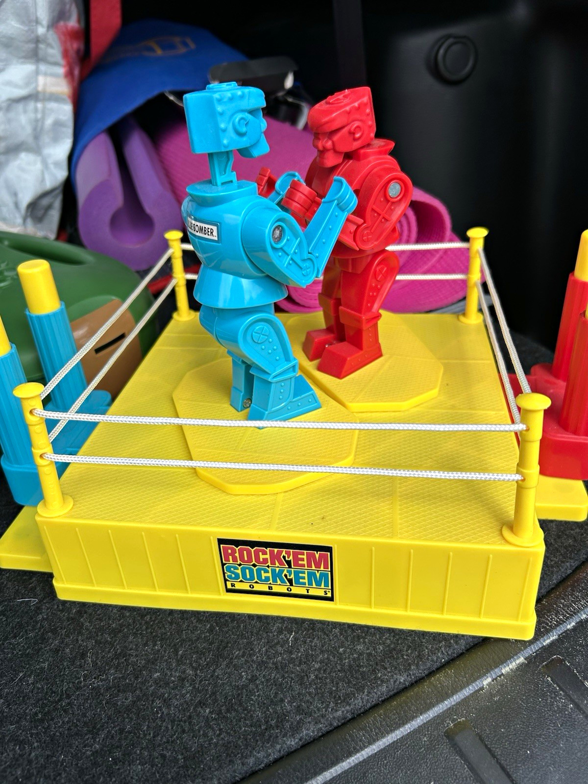 Mattel Rock 'Em Sock 'Em Robots 2-Player Boxing Game, Ages 8+ 1970s Mattel Rock 'Em Sock 'Em Robots 2-Player Boxing Game, Ages 8+ 1970s