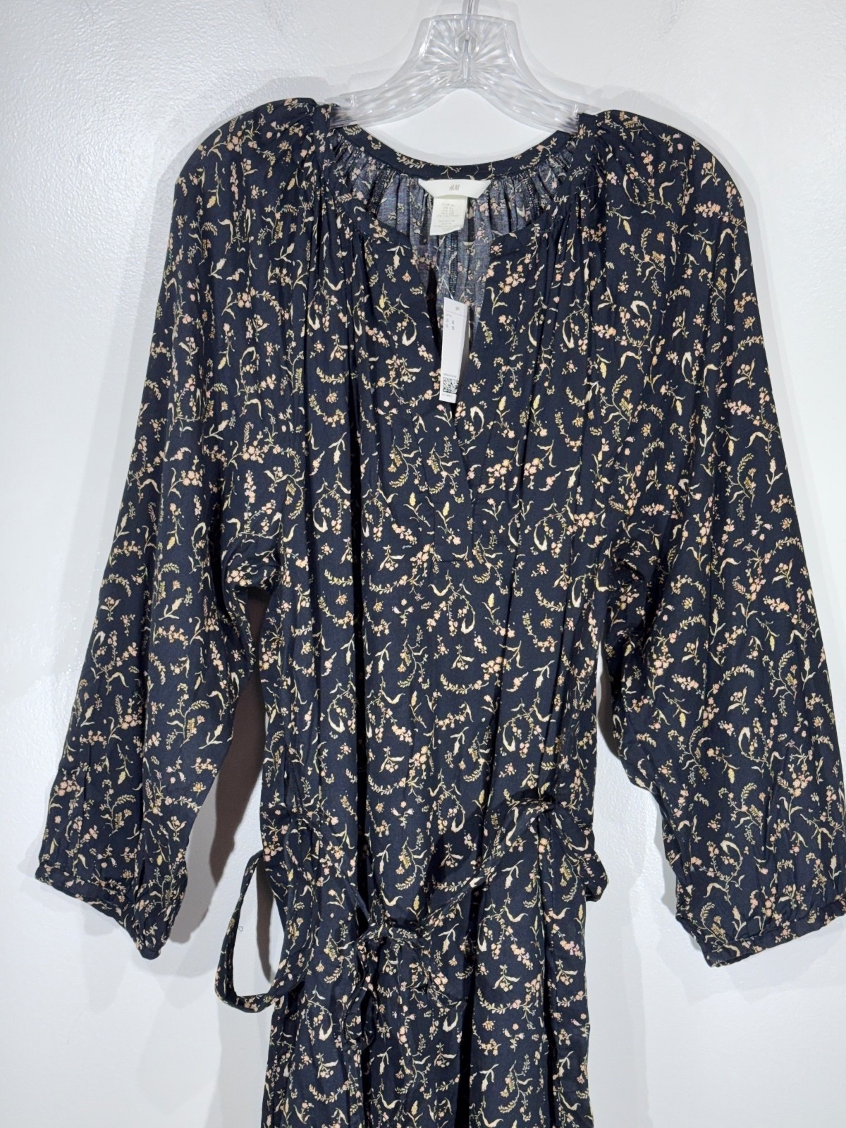 H&M Women\'s Black Floral Long Sleeve Maxi Dress XL H&M Women\'s Black Floral Long Sleeve Maxi Dress XL