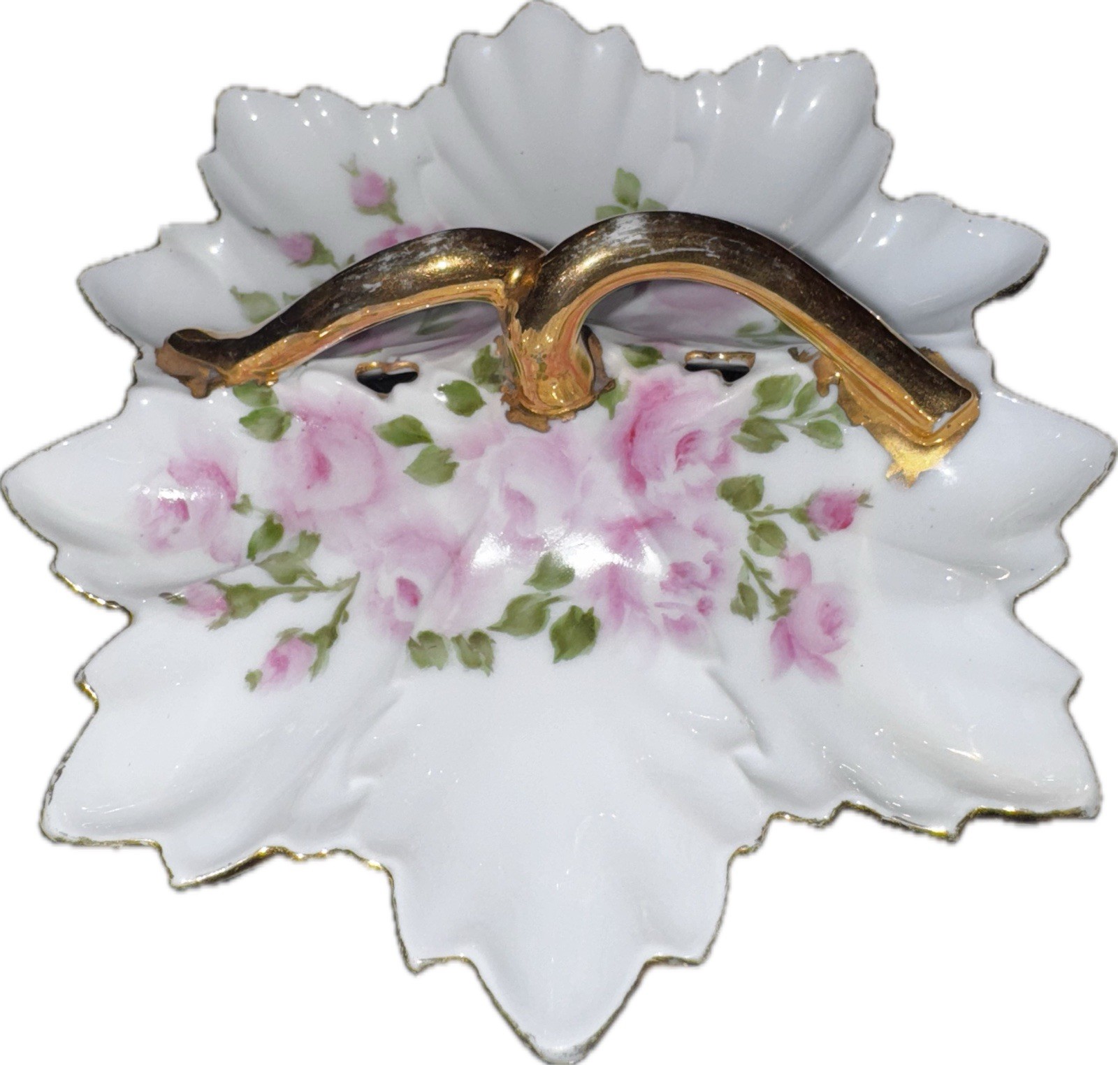 Antique 1900s or mid-20th Century Porcelain Hand Painted Section Leaf Dish Antique 1900s or mid-20th Century Porcelain Hand Painted Section Leaf Dish