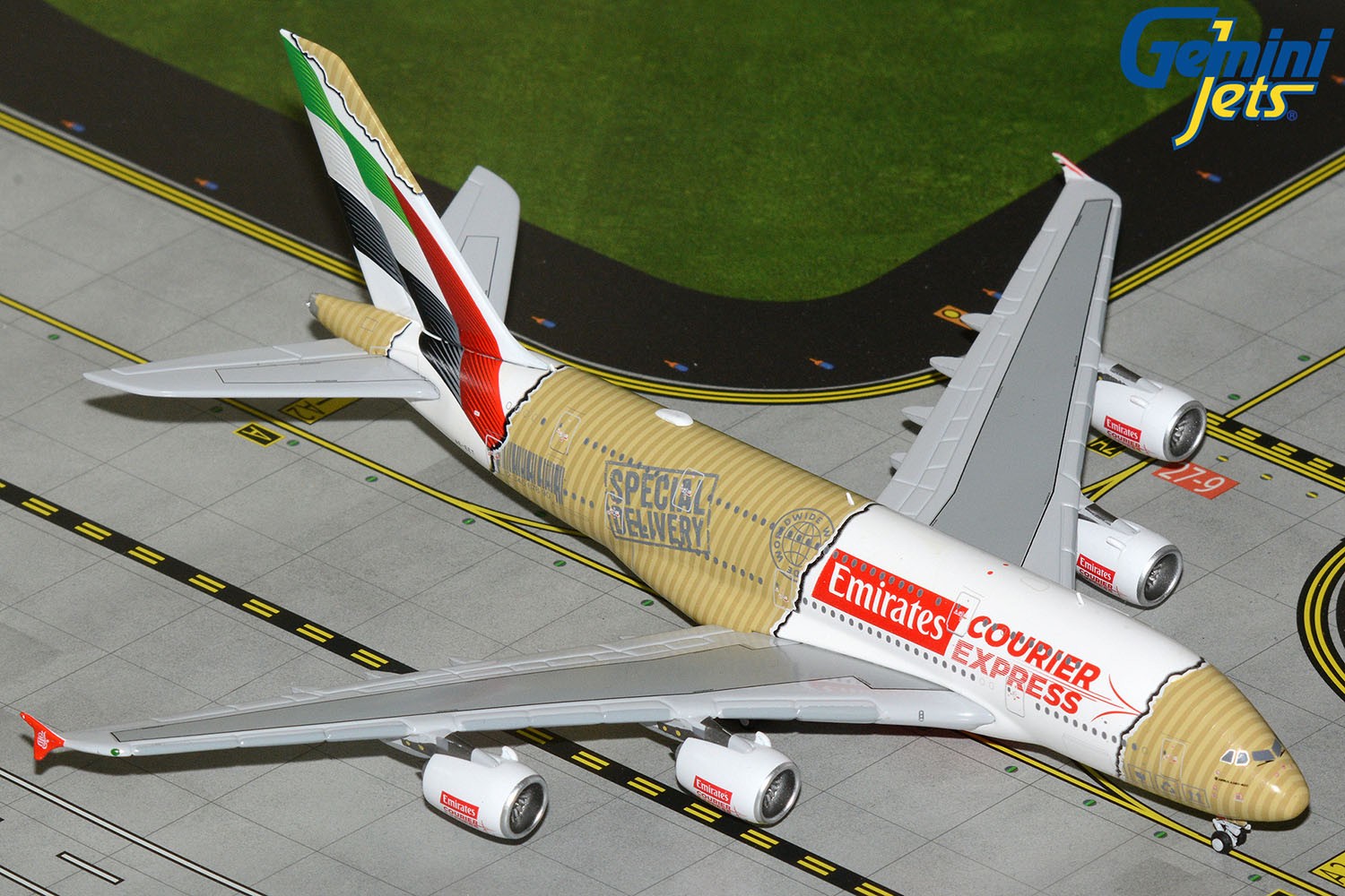 GeminiJets 1:400 Emirates Airbus A380 Courier Express GJUAE2384 IN STOCK GeminiJets 1:400 Emirates Airbus A380 Courier Express GJUAE2384 IN STOCK