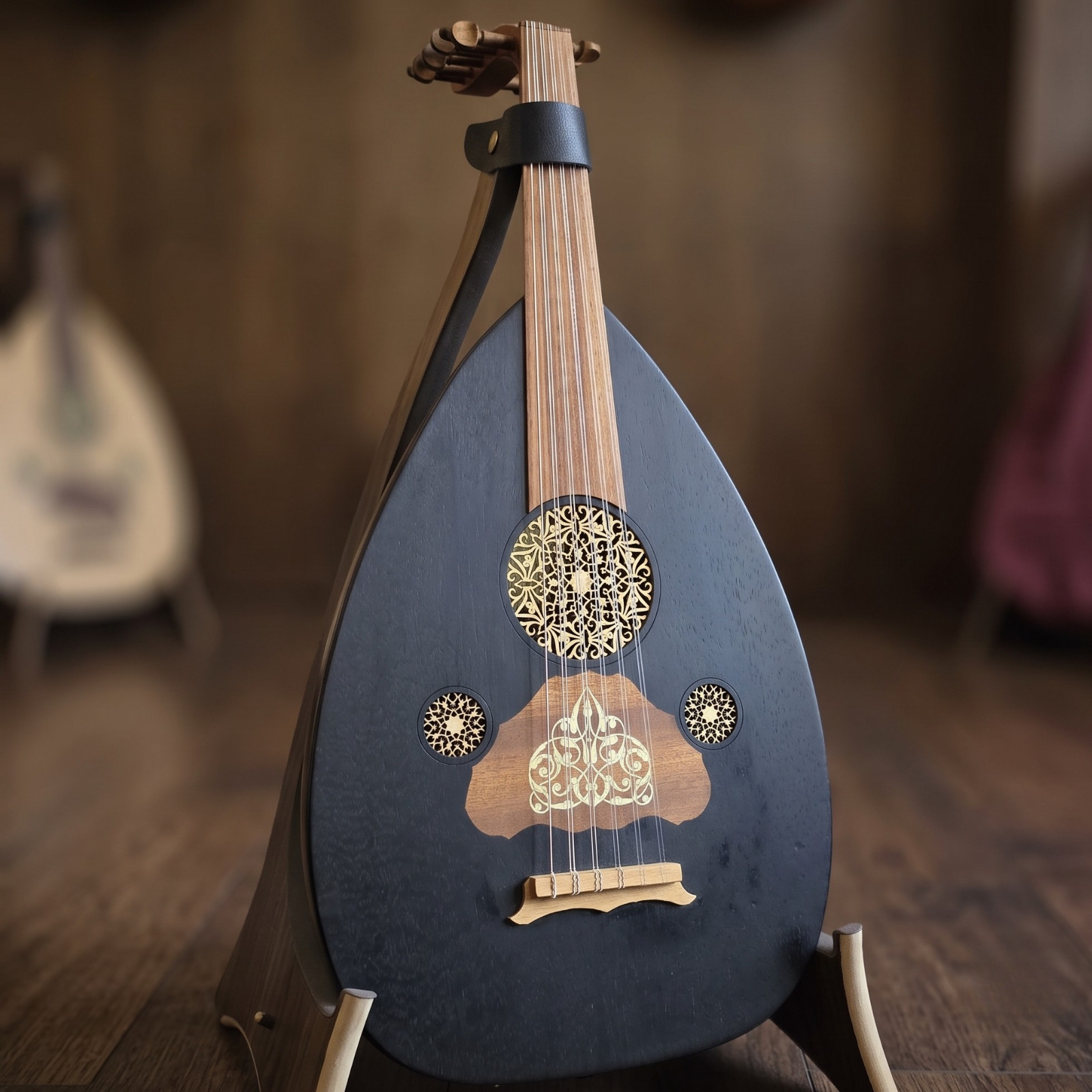 Arabic Oud Instrument Handmade, Middle Eastern Music ,Natural Wood Oud + Bag Arabic Oud Instrument Handmade, Middle Eastern Music ,Natural Wood Oud + Bag