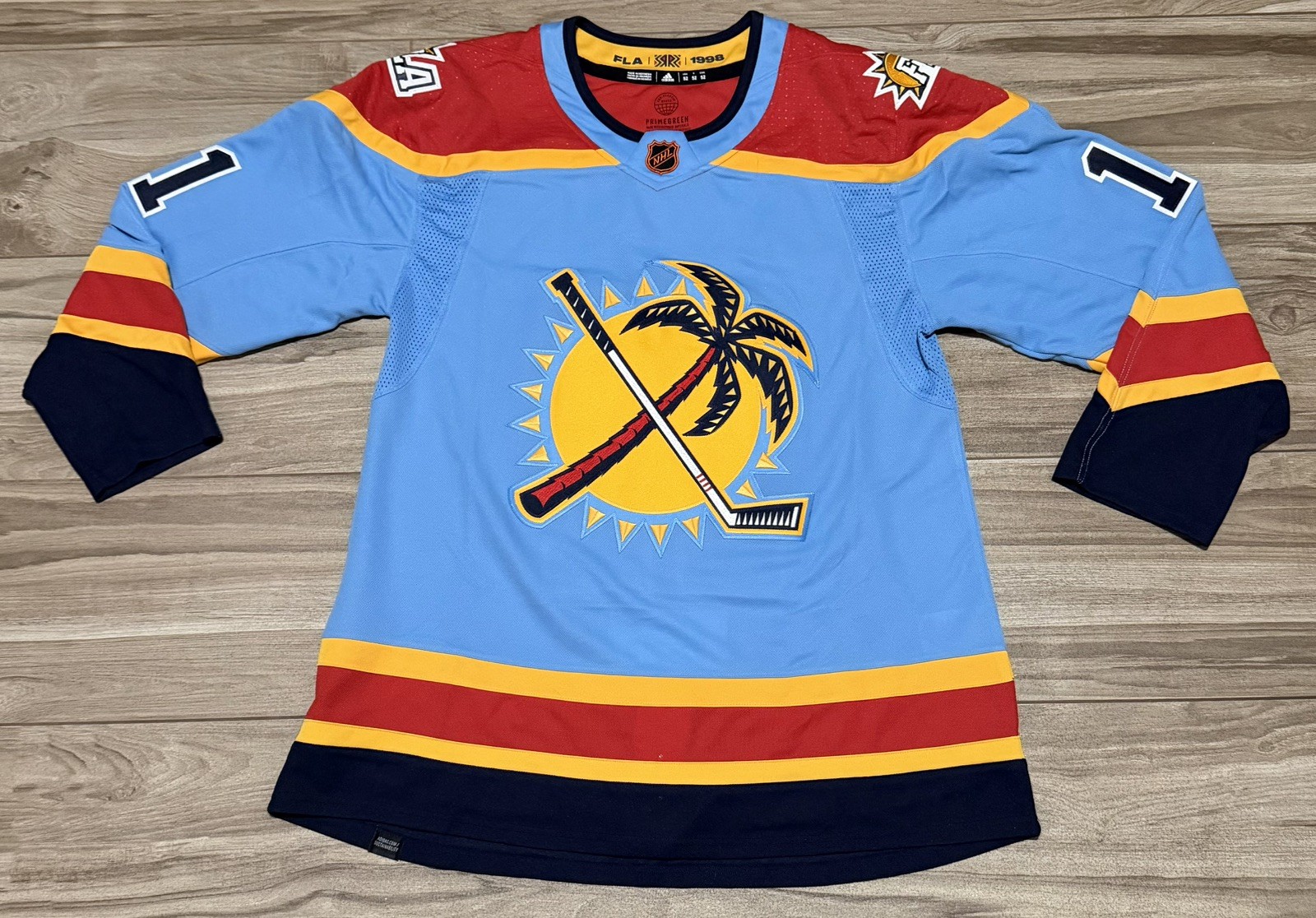 NWT Adidas Florida Panthers Jonathan Huberdeau #11 Reverse Retro 2.0 - Size 52 NWT Adidas Florida Panthers Jonathan Huberdeau #11 Reverse Retro 2.0 - Size 52
