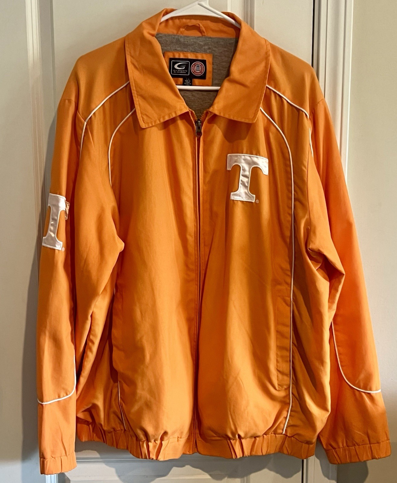 Tennessee Volunteers Nylon Windbreaker - G-III Sports Size Large