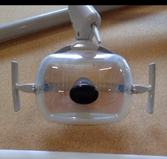 ADec 6300 Dental Overhead Halogen Exam Light No arm/ Mount Used ADec 6300 Dental Overhead Halogen Exam Light No arm/ Mount Used