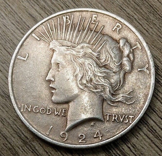 1924-P XF Peace Dollar - Low Shipping