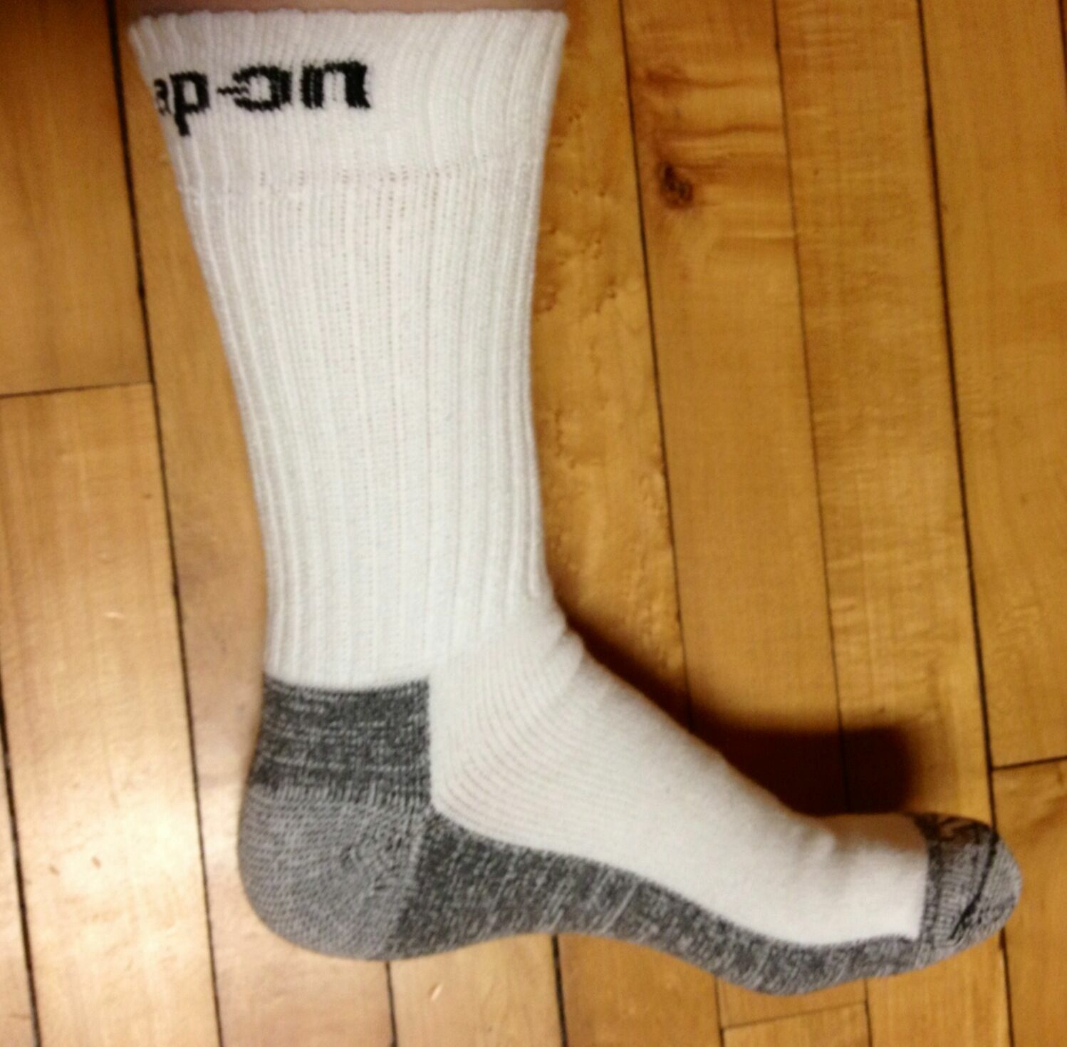 12 Pairs Men\'s White Snap On Tools Crew Socks Large to USA New 12 Pairs Men\'s White Snap On Tools Crew Socks Large to USA New