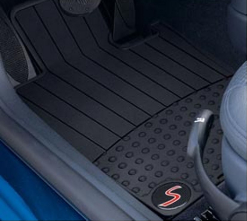 OEM Mini Cooper R53 R52 R50 Black Rubber Floor Mats Cooper S / Wings Logo Front 
