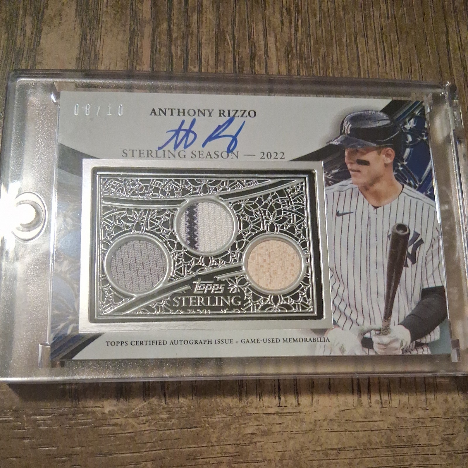 2022 Topps Sterling Anthony Rizzo On-Card Auto Triple Relic 08/10 NY Yankees 2022 Topps Sterling Anthony Rizzo On-Card Auto Triple Relic 08/10 NY Yankees
