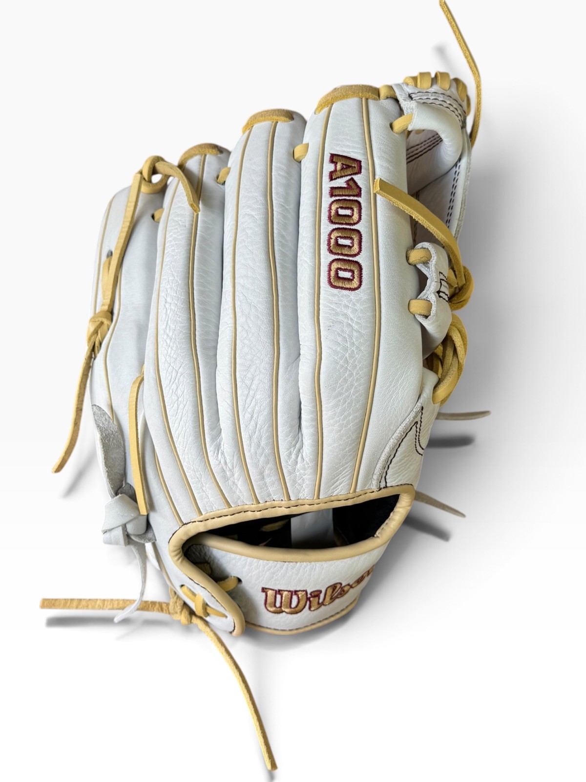 New Wilson A1000 Softball Glove a10rf22h1175 11.75 Fastpitch Right Hand Throw New Wilson A1000 Softball Glove a10rf22h1175 11.75 Fastpitch Right Hand Throw