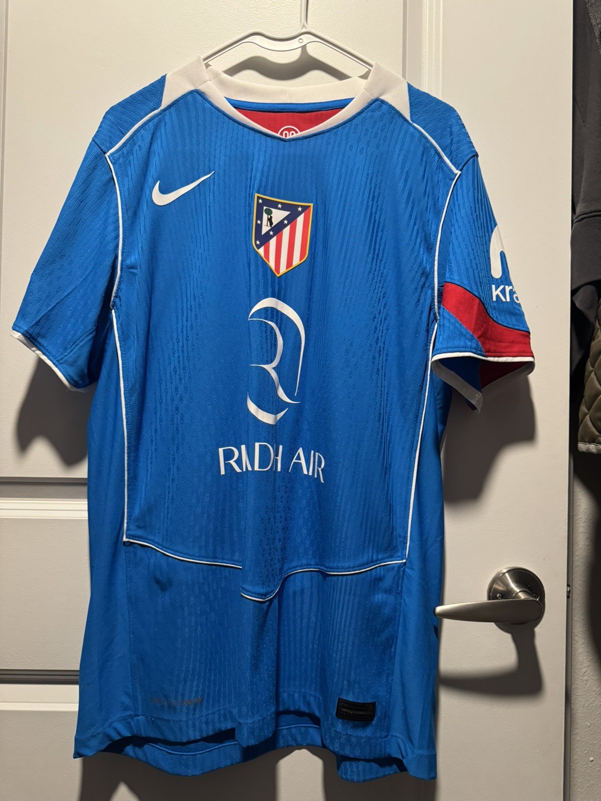 Atletico Madrid Match Player Issue Jersey, Nike authentic, official team store L