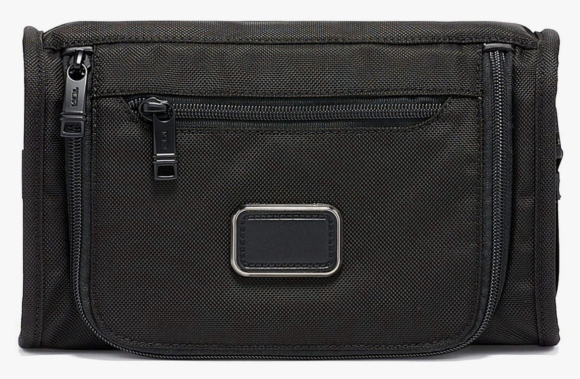 NWOT Tumi Alpha 3 Travel Kit In Black. Never Used MSRP: $195