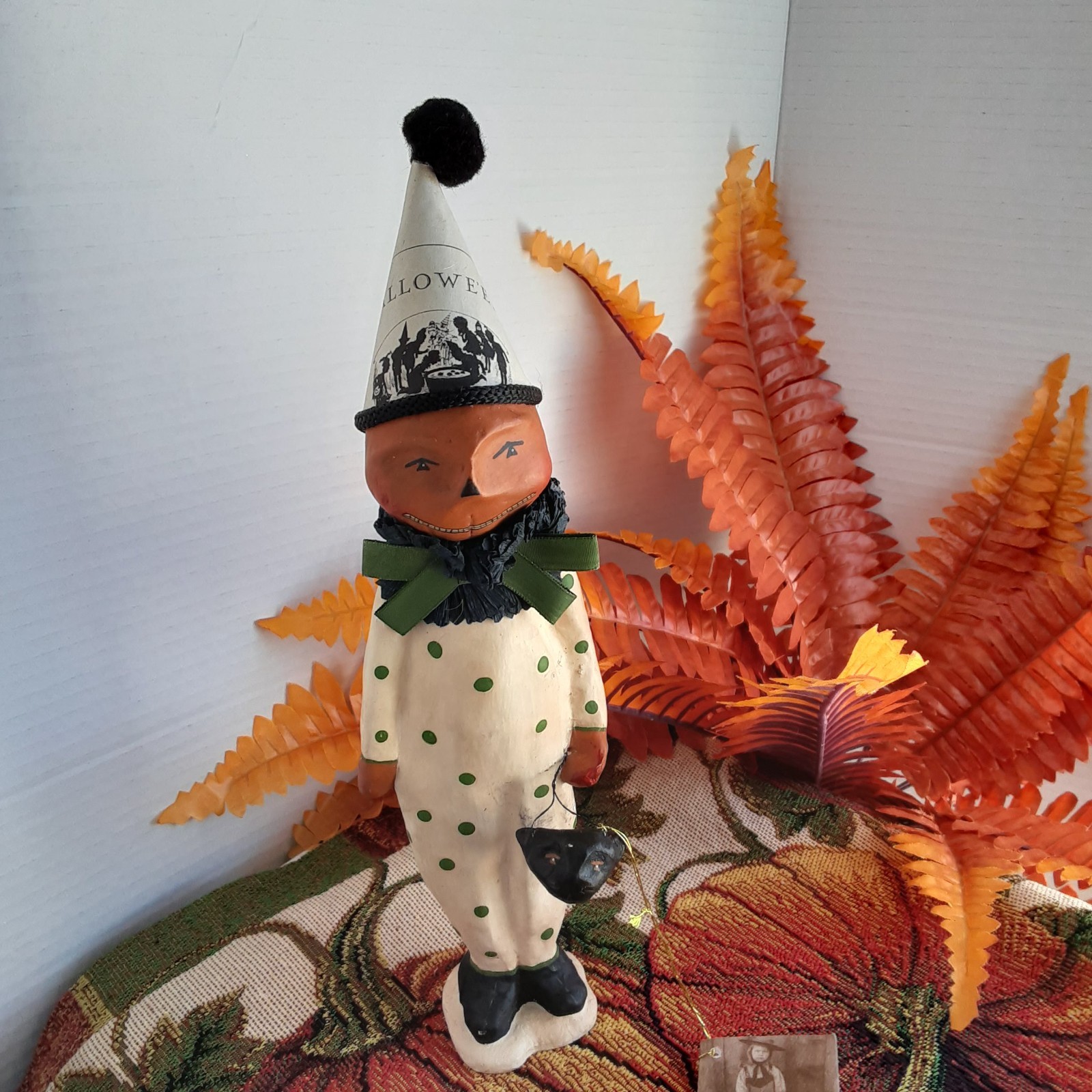 DEE FOUST for BETHANY LOWE HALLOWEEN PUMPKINHEAD with PARTY HAT w/ BLACK CAT JUG DEE FOUST for BETHANY LOWE HALLOWEEN PUMPKINHEAD with PARTY HAT w/ BLACK CAT JUG