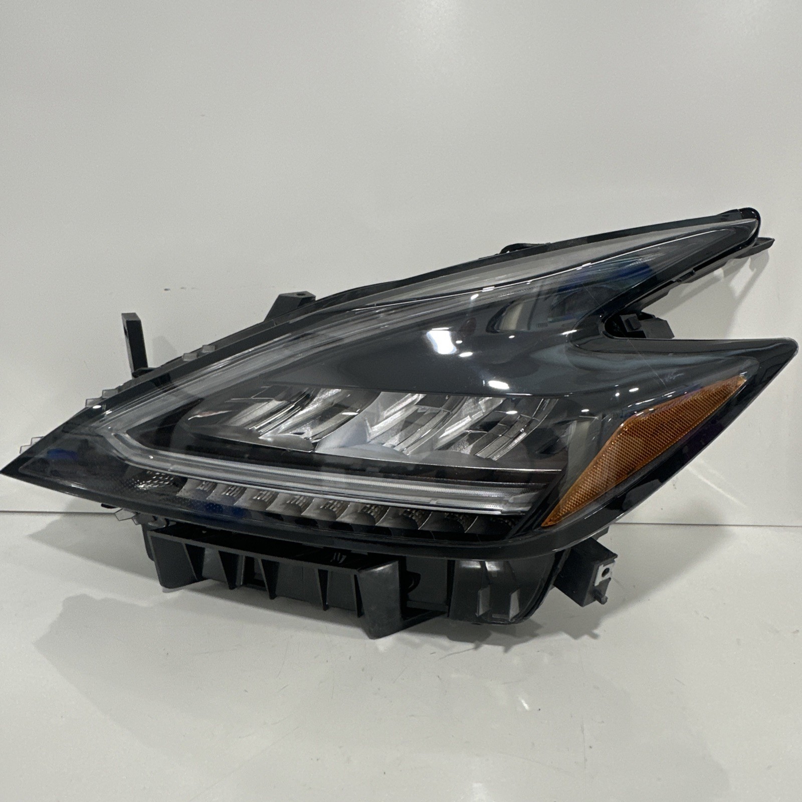 Fits 2022 - 2024 Nissan Murano Driver Left LH LED Headlight by Depo - CAPA Fits 2022 - 2024 Nissan Murano Driver Left LH LED Headlight by Depo - CAPA