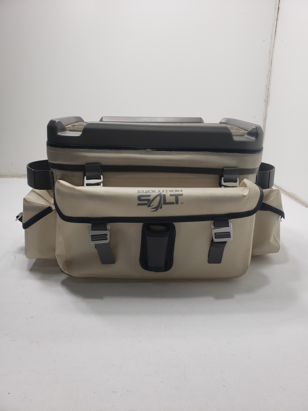 Evolution Outdoor Salt Sol 25 Saltwater Tackle Storage Bag Tan 25 quart Evolution Outdoor Salt Sol 25 Saltwater Tackle Storage Bag Tan 25 quart