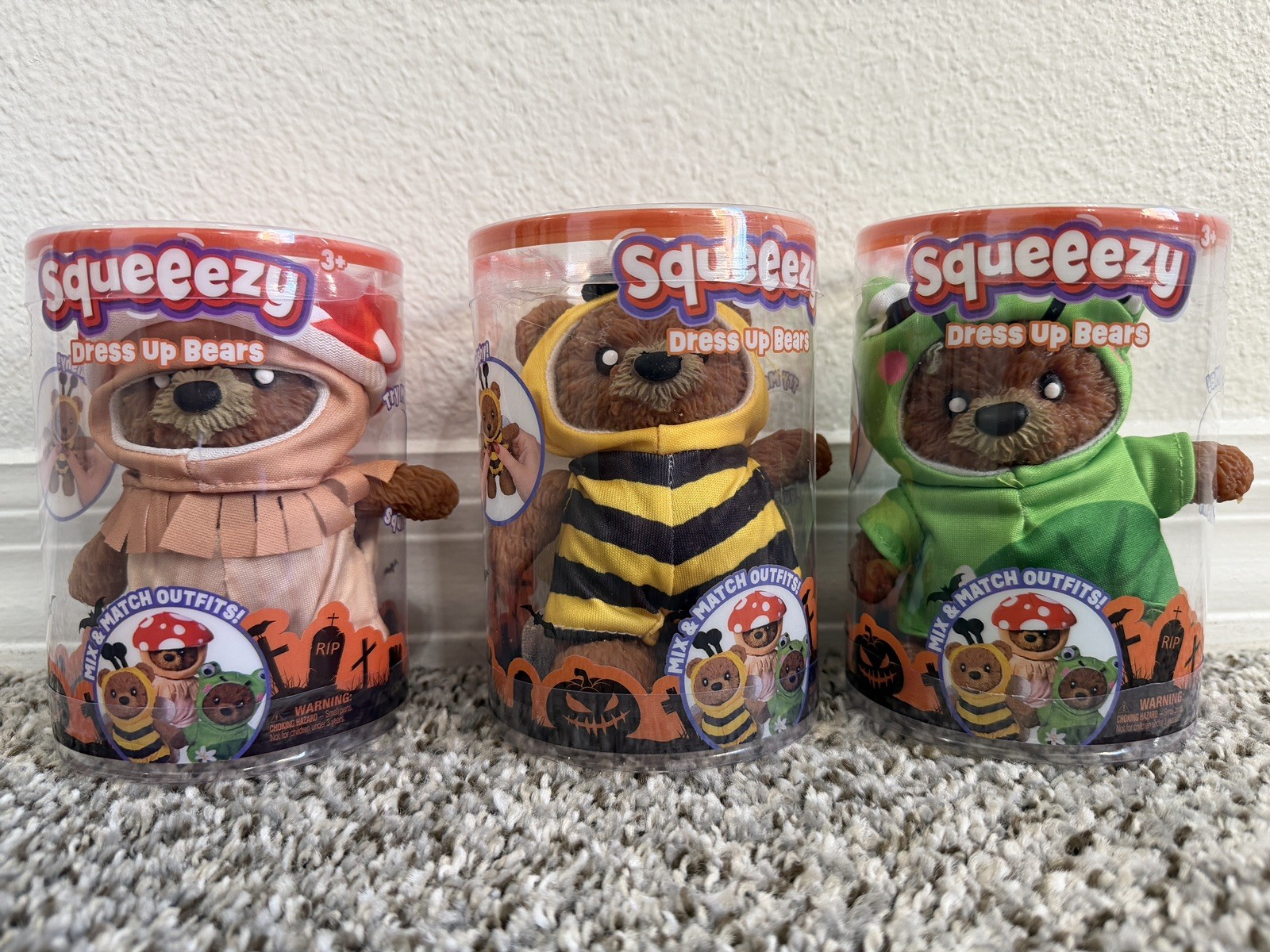 Toymendous Squeeezy Dress Up Bear Set Toymendous Squeeezy Dress Up Bear Set