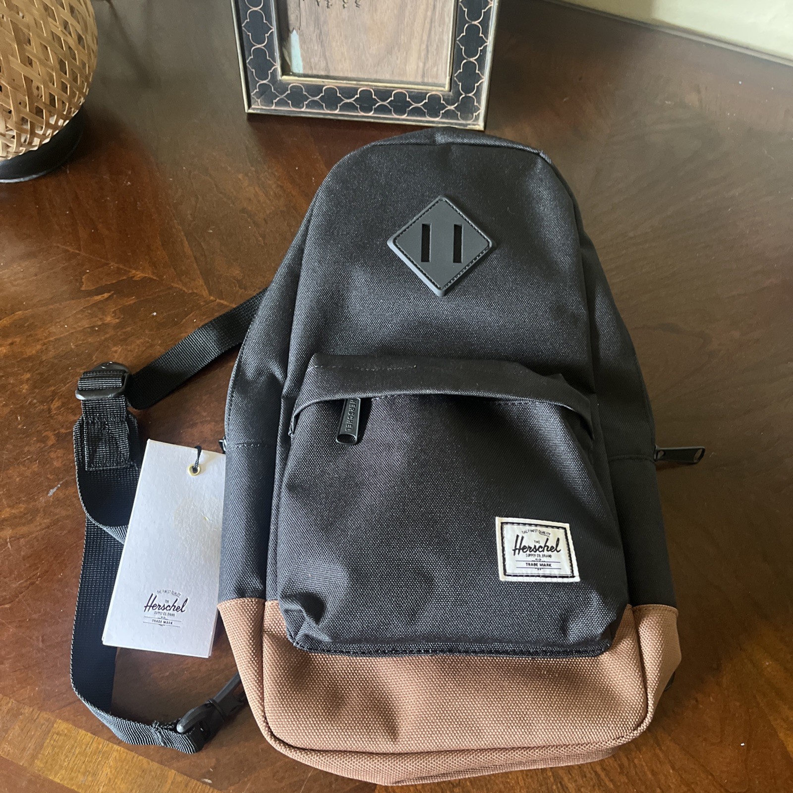 Herschel Heritage Shoulder Bag Backpack, Black, 8L One Size Mini NWT Herschel Heritage Shoulder Bag Backpack, Black, 8L One Size Mini NWT