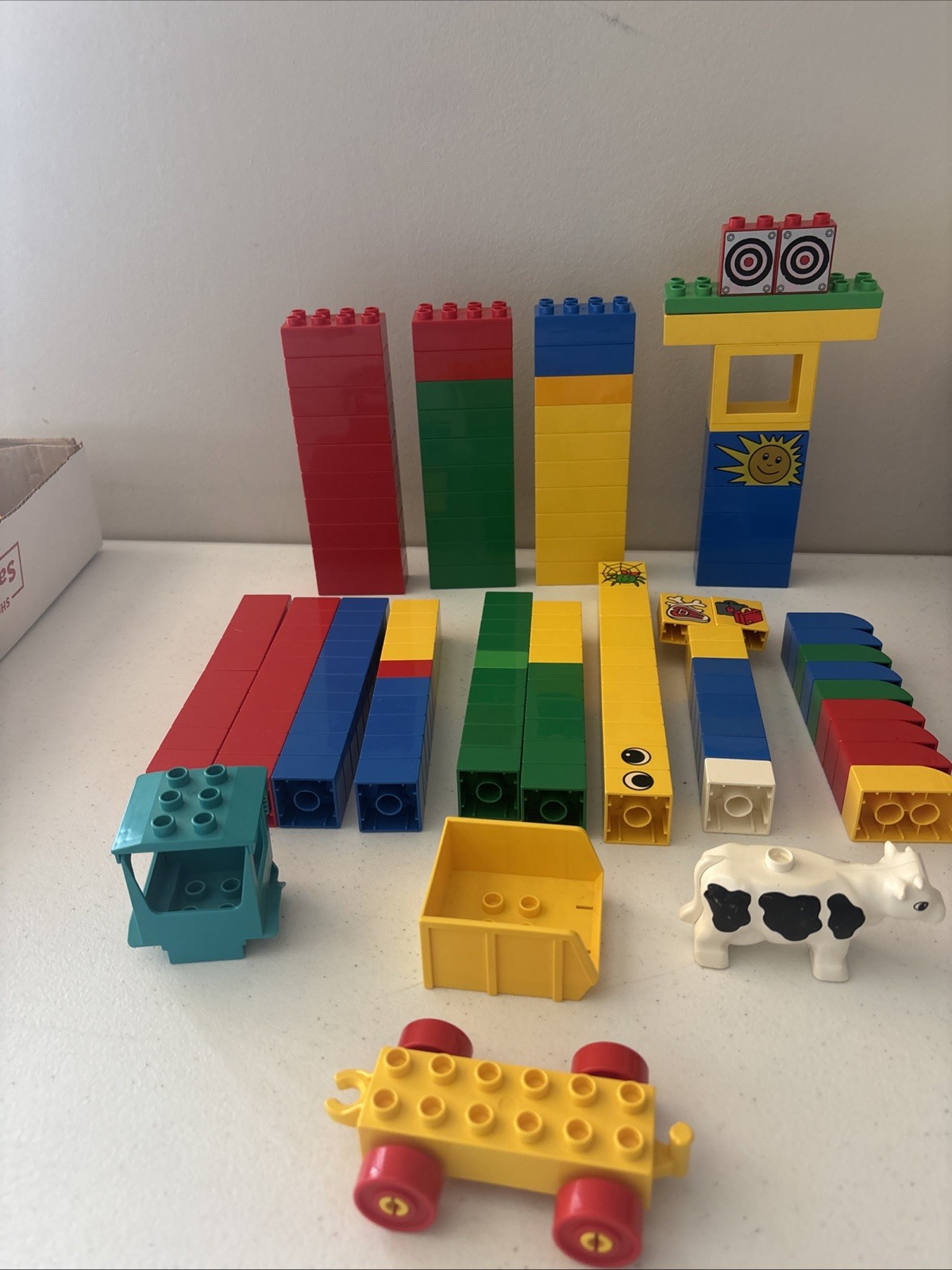 Lego Duplo Preschool Plastic Building Blocks Mixed Lot Vintage 133 Pcs Blue Red Lego Duplo Preschool Plastic Building Blocks Mixed Lot Vintage 133 Pcs Blue Red