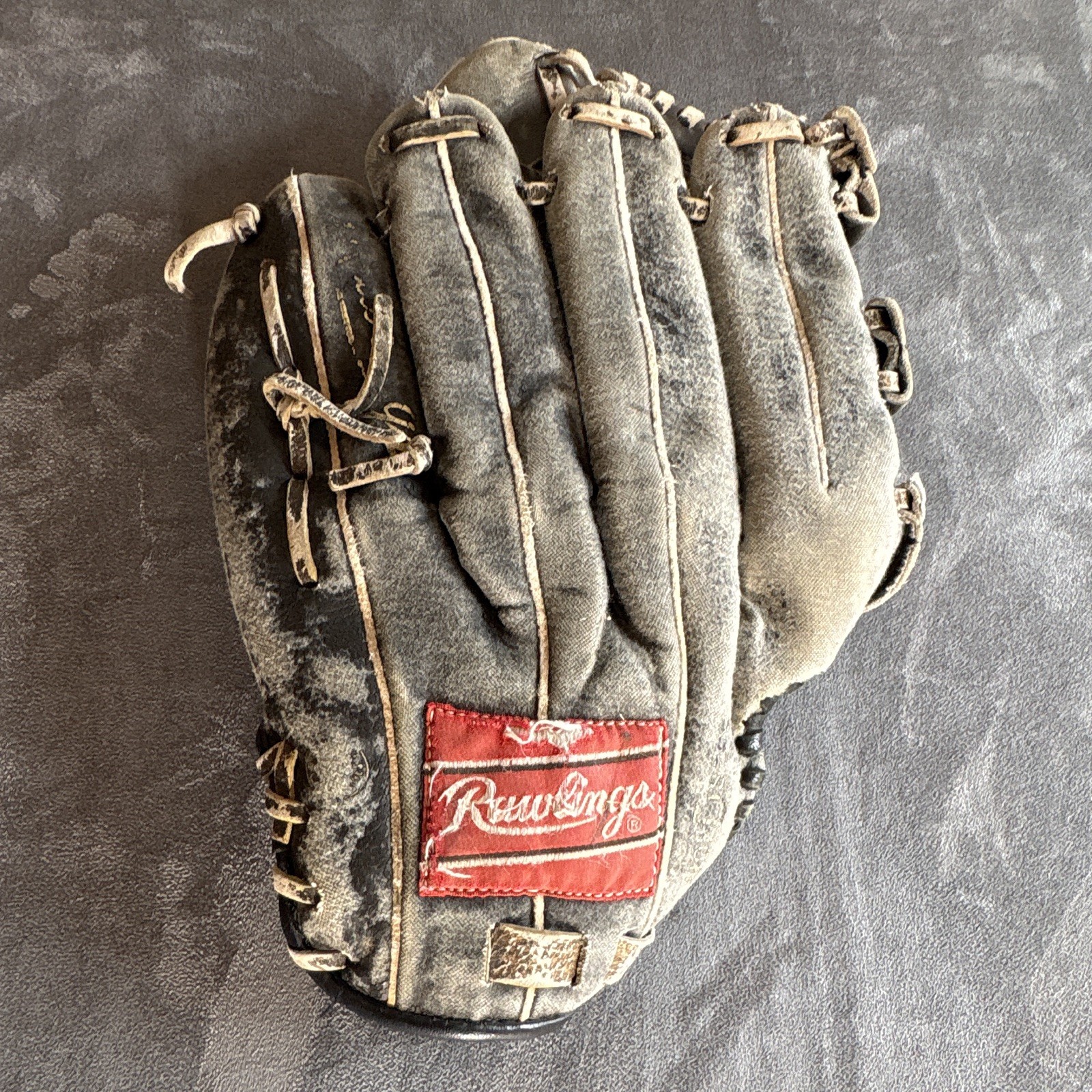 Vintage Rawlings RMC-25-2 Right Hand Throw Leather Baseball Glove MLB Decor Vintage Rawlings RMC-25-2 Right Hand Throw Leather Baseball Glove MLB Decor