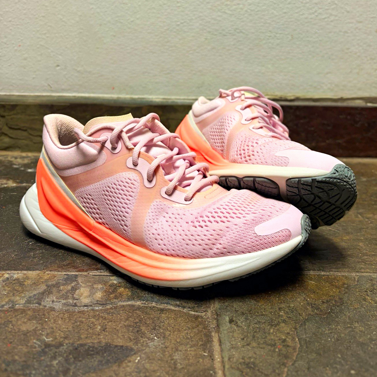Lululemon Blissfeel Run Women’s Running Sneakers Pink/Orange Lace-Up US 7