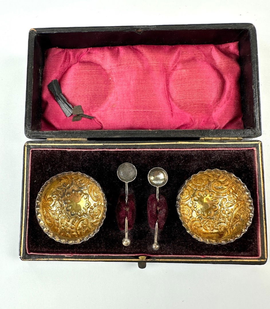 Antique Victorian Sterling Silver Gilt Salt Cellars & Spoons Set, Cased, Birming
