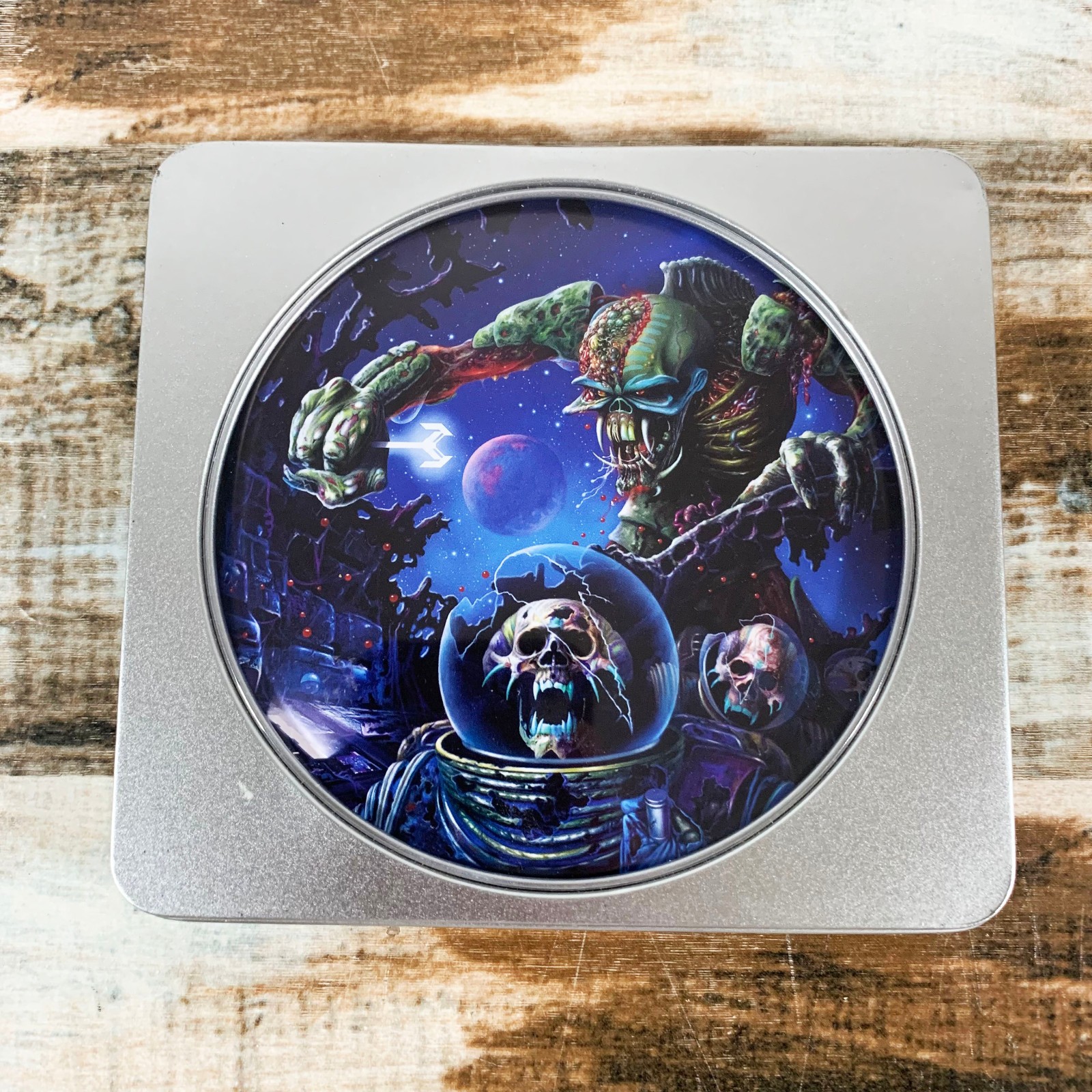 Iron Maiden - The Final Frontier: Mission Edition (CD) Metal Tin Case Iron Maiden - The Final Frontier: Mission Edition (CD) Metal Tin Case