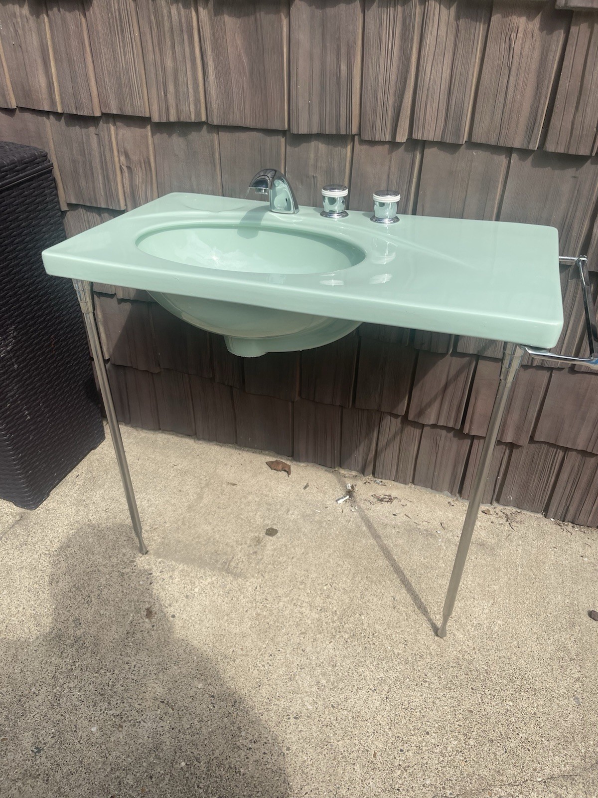 Vtg Mid Century Jadeite Ming Green Sink Chrome legs Towel Bars Vtg Mid Century Jadeite Ming Green Sink Chrome legs Towel Bars