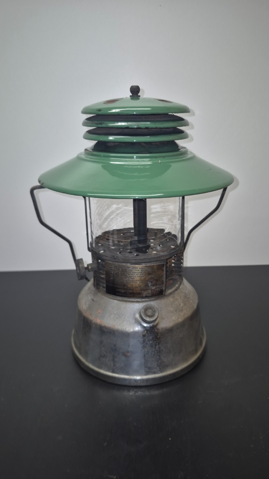 Vintage Montgomery Ward and Co. Model 04 Gasoline Lantern (untested) Vintage Montgomery Ward and Co. Model 04 Gasoline Lantern (untested)