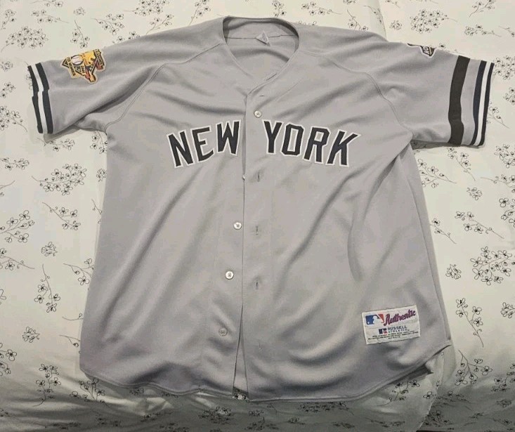 Paul O'neill New York Yankees 2001 Authentic Russell Jersey Size 48 Paul O'neill New York Yankees 2001 Authentic Russell Jersey Size 48