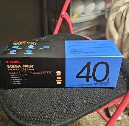 GNC Mega Men Vitapak Program 40+ 30-Day 30 Packs