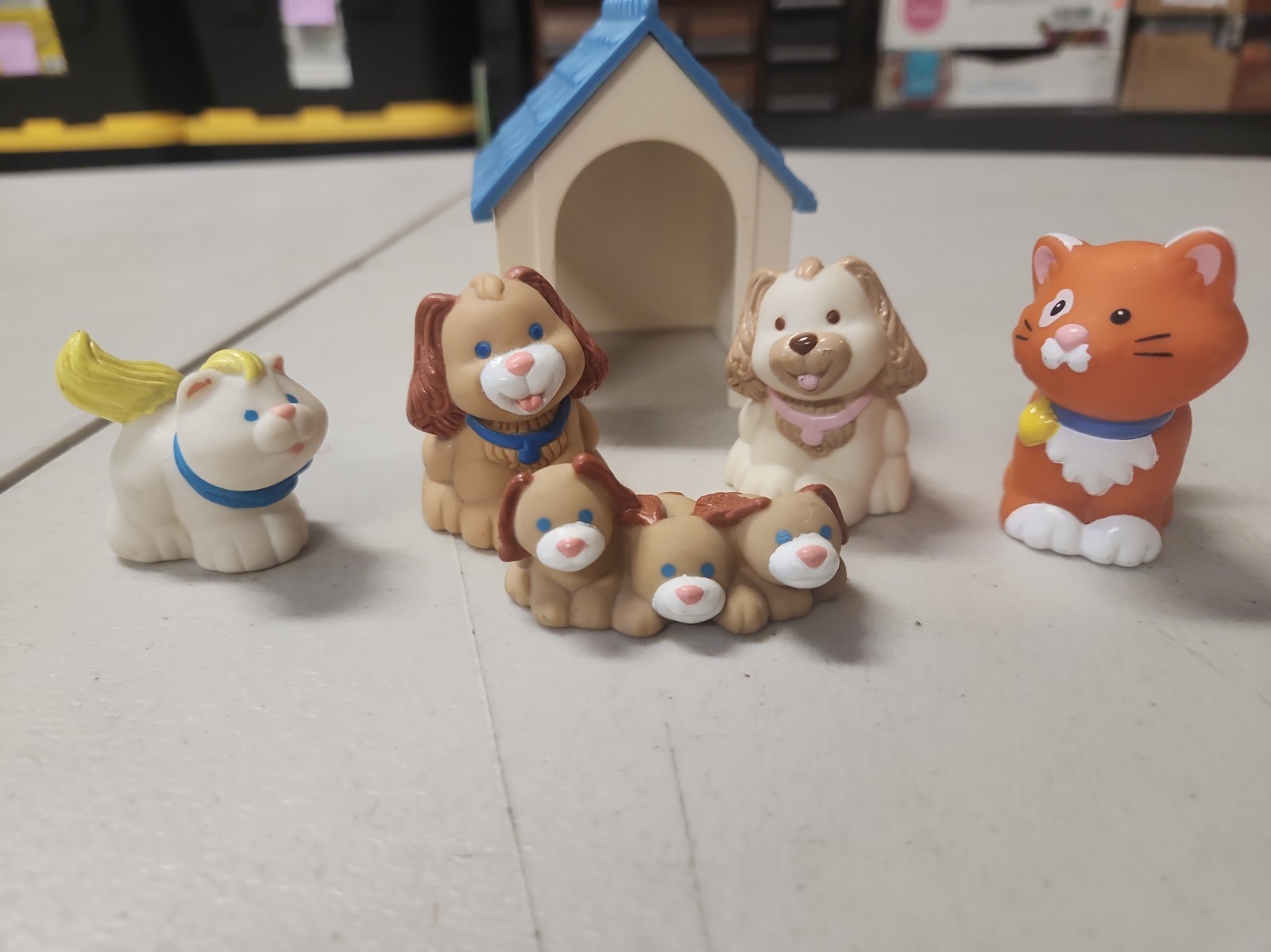 Rare 1993 Loving Family Dream Dollhouse Pets Cats Dogs House Puppies Lot