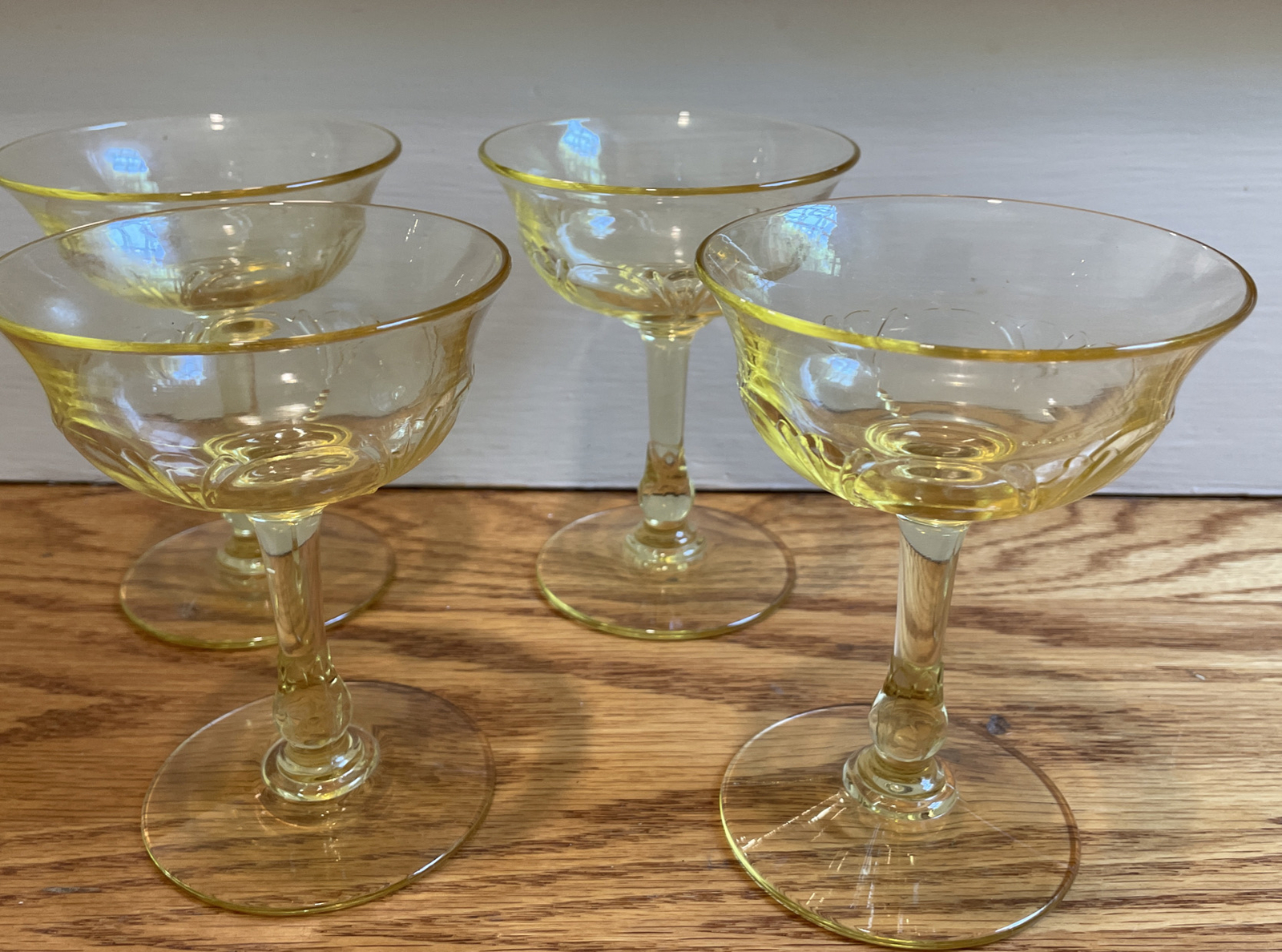 S/4 Vintage 1930’s Heisey sherbet champagne empress sahara 5” Yellow Topaz S/4 Vintage 1930’s Heisey sherbet champagne empress sahara 5” Yellow Topaz