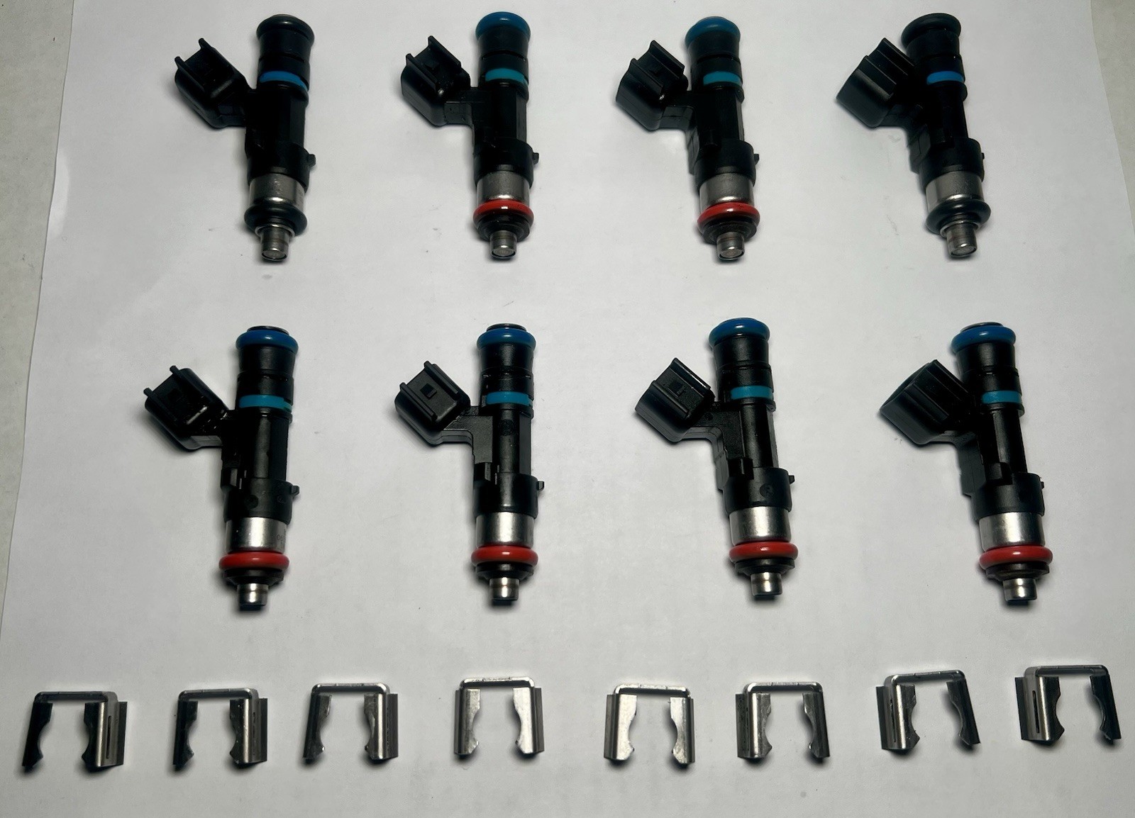 05-07 LS2 Corvette Fuel Injectors Set of 8 Bosch 33.9 Lbs 12569113 05-07 LS2 Corvette Fuel Injectors Set of 8 Bosch 33.9 Lbs 12569113