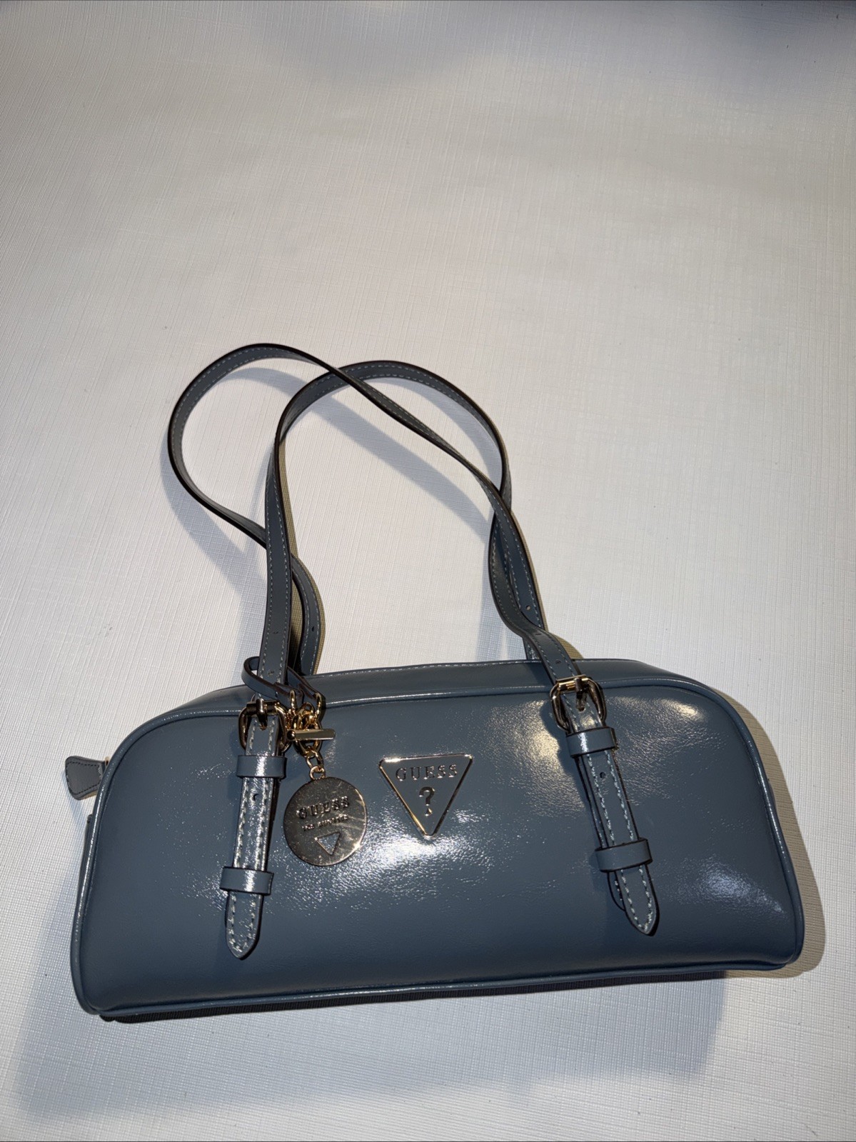 GUESS Faux Dementri Glossy Leather Gray Baguette Shoulder Bag Purse Y2K GUESS Faux Dementri Glossy Leather Gray Baguette Shoulder Bag Purse Y2K