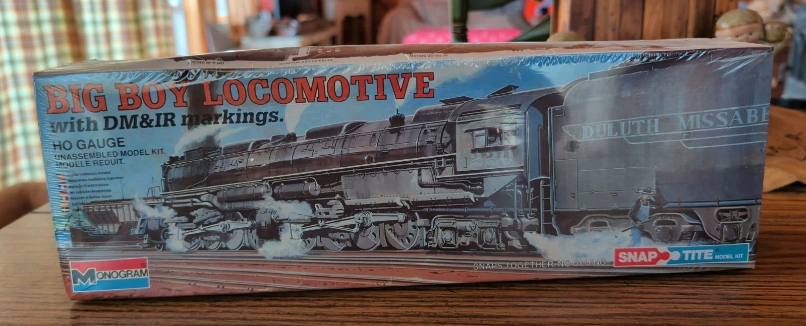 Sealed New Vintage MONOGRAM Snap Tite Big Boy LOCOMOTIVE DM&IR MARKINGS KIT 1602 Sealed New Vintage MONOGRAM Snap Tite Big Boy LOCOMOTIVE DM&IR MARKINGS KIT 1602