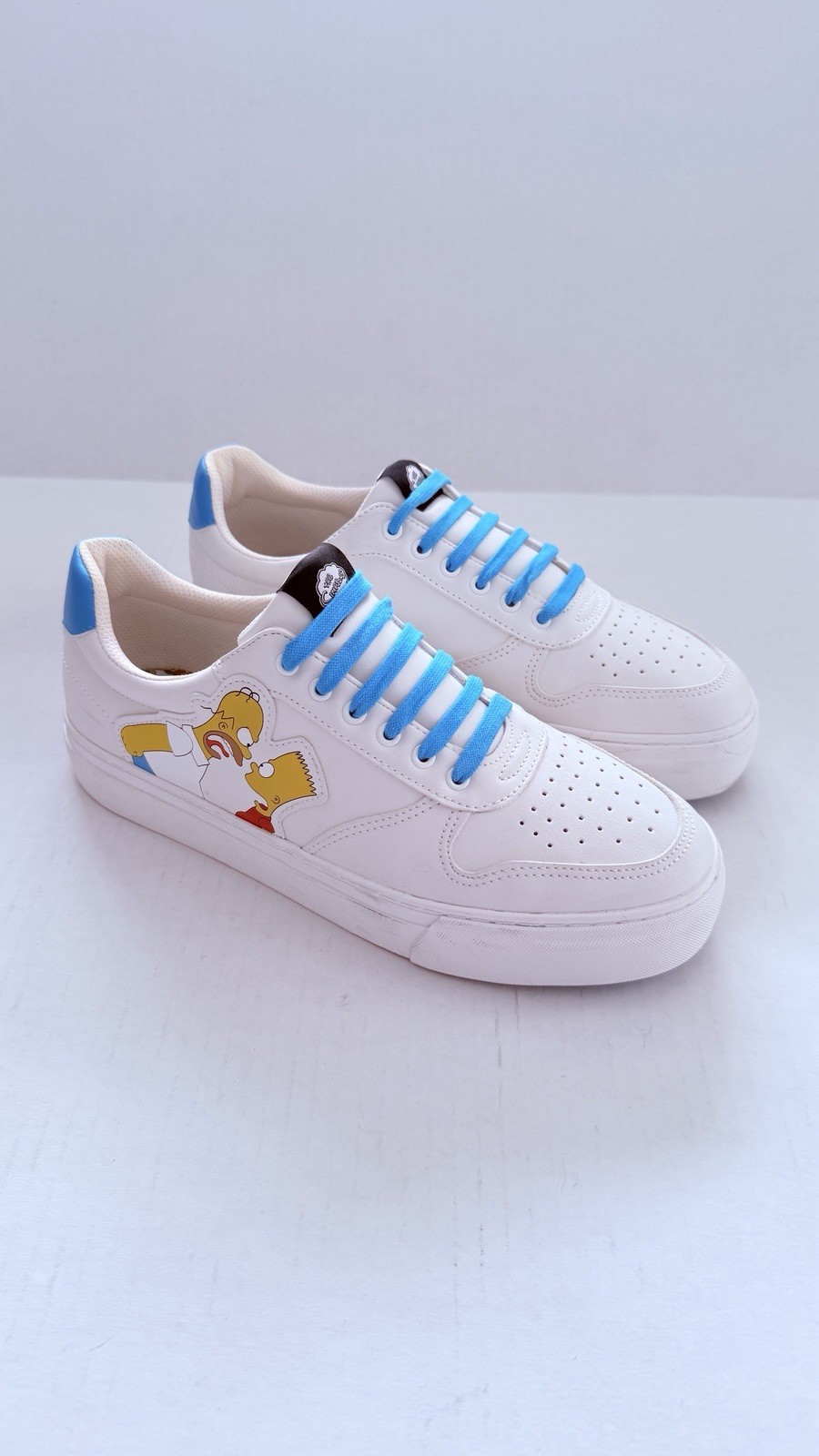 Bershka Men’s The Simpsons White Sneaker EU 43 / US 10. Pristine. RARE