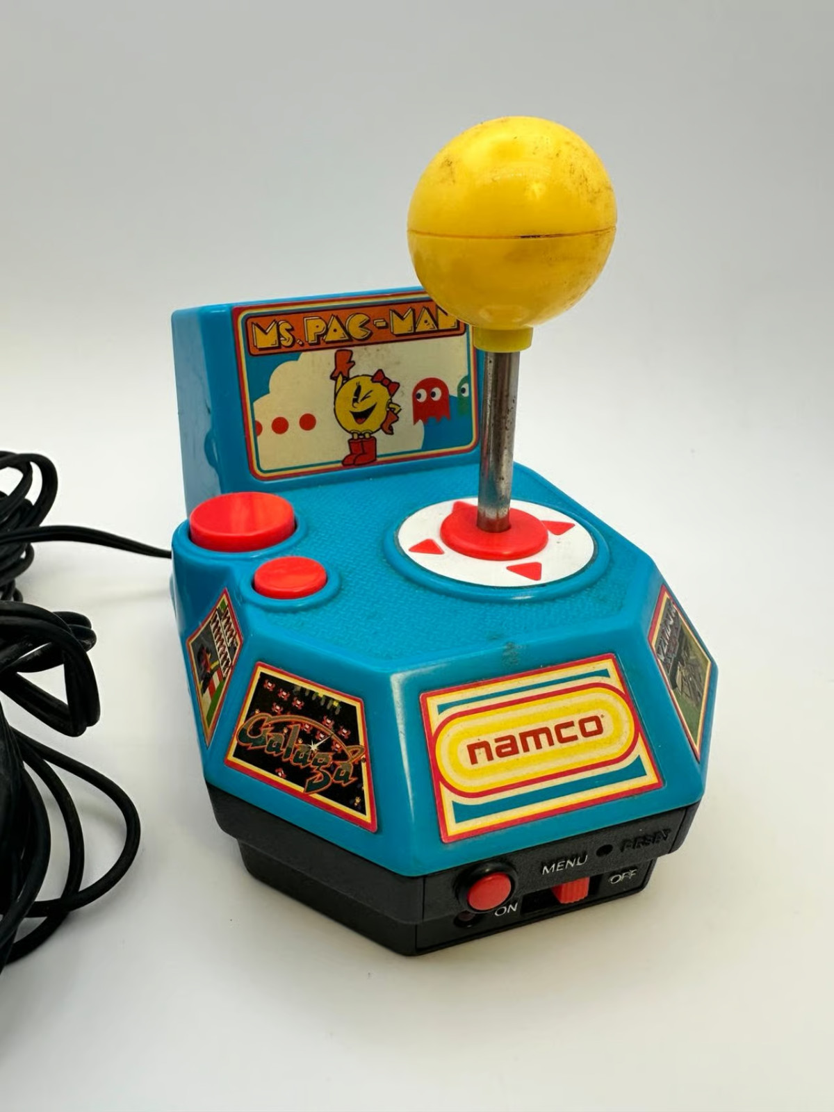 Namco Ms. Pac-Man 5-in-1 TV Plug N Play TV Game Jakks Pacific Arcade WORKS Namco Ms. Pac-Man 5-in-1 TV Plug N Play TV Game Jakks Pacific Arcade WORKS