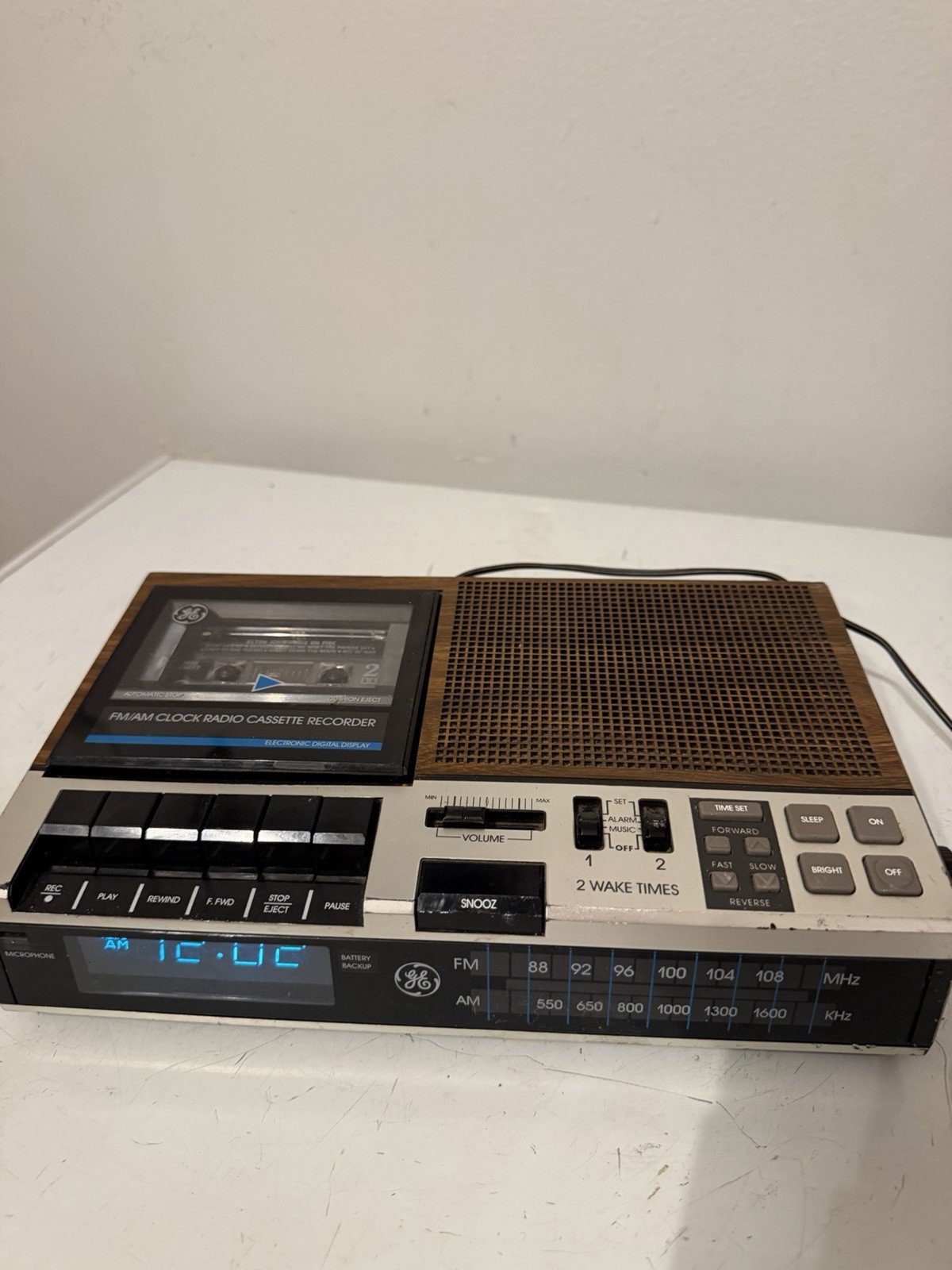 Vintage GE 7-4956B FM AM Alarm Clock Radio Cassette Recorder Wood Grain Tested